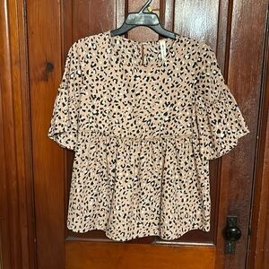 🍓3/$15🍓 Vanilla Bay blouse leopard print MEDIUM